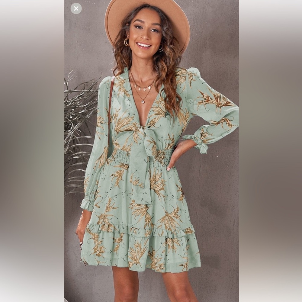 Floral Long Sleeve Keyhole Tie Dress